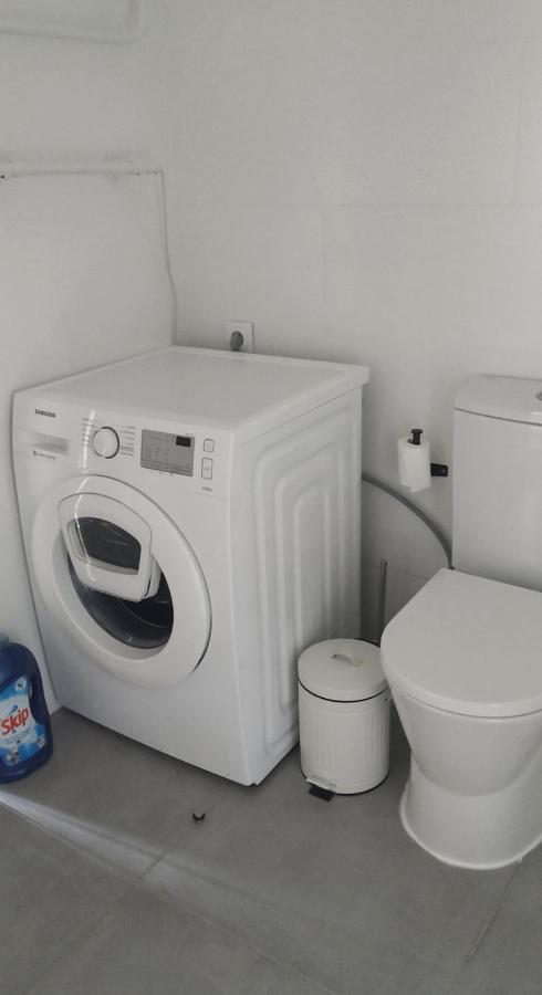 Amália Rodrigues -apartamento Com 3 Quartos Em Pleno Coração De * Ílhavo