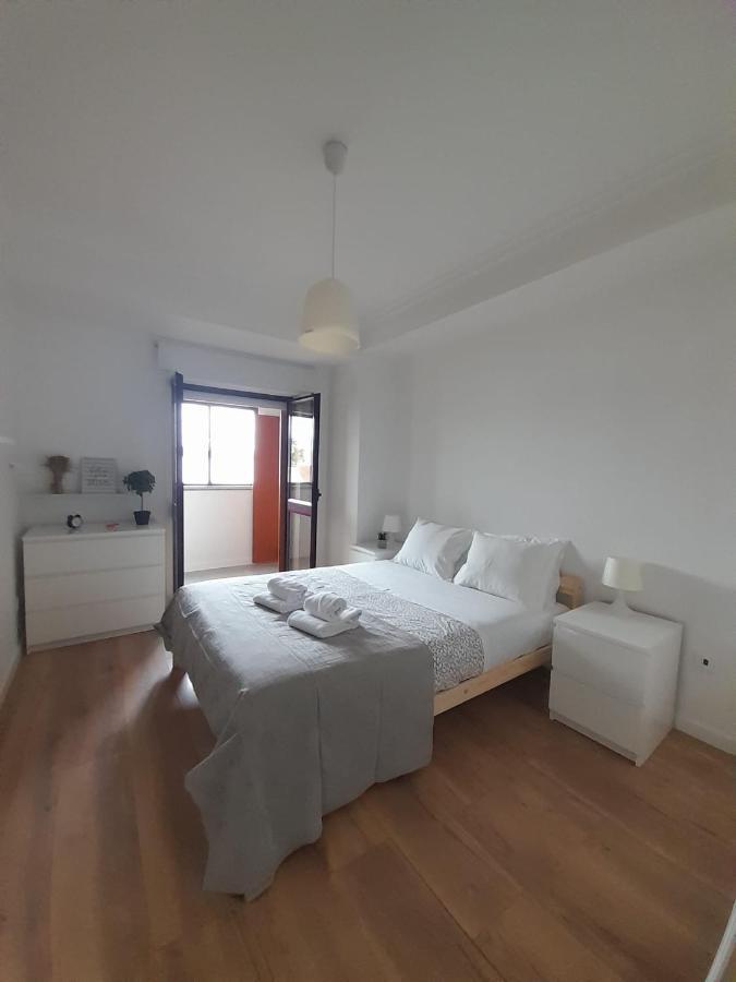Amália Rodrigues -apartamento Com 3 Quartos Em Pleno Coração De Appartement