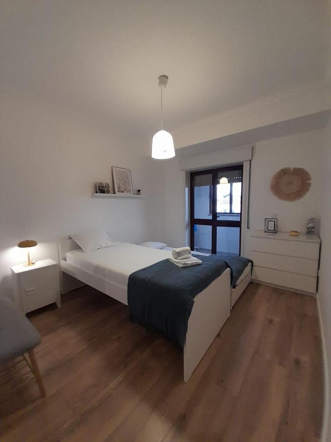 Amália Rodrigues -apartamento Com 3 Quartos Em Pleno Coração De Appartement Ílhavo